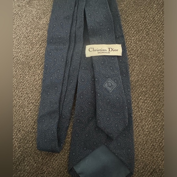 Christian Dior Paisley Pattern Tie - Picture 10 of 10